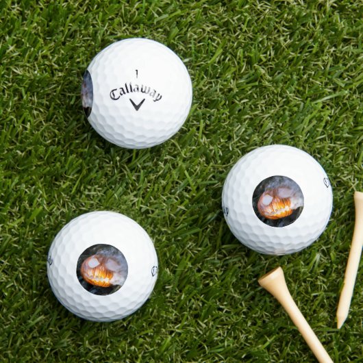 Het pompoenhoofd van de ruiter zonder hoofd staat golfballen (Insitu Gras)