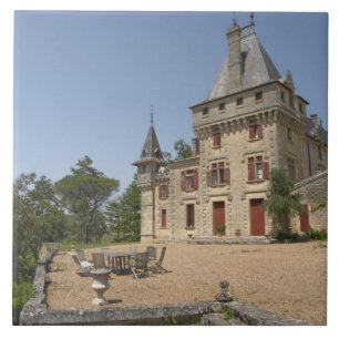 Het prachtige Chateau de Pressac en de tuin Tegeltje