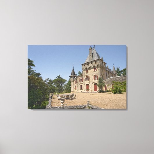 Het prachtige Kasteel de Pressac en tuin Canvas Afdruk (Voorkant)