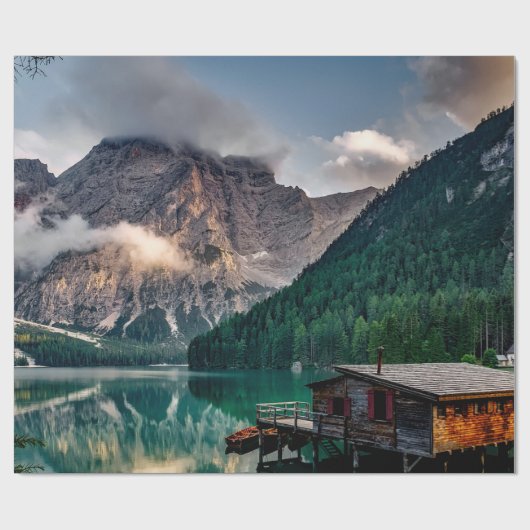 Het prachtige landschap van de berg en het meer in cadeaupapier (Vlak)