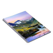 Het prachtige landschapslandschap van IJsland Notitieboek (Rechterzijde)