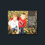 Het rangschikken van Bond Citaat met Uw Foto Canvas Afdruk<br><div class="desc">Versibling Bond Quote Wrapped Canvas met Uw Foto. Het citaat luidt: "Onze paden kunnen veranderen naarmate het leven vordert,  maar de band tussen ons zal steeds sterker blijven." Grafisch citaat en lint kunnen worden bewogen om het perfecte pasje met uw foto te maken.</div>