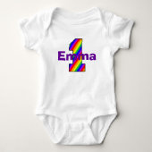 Het regenboog gestreepte shirt voor het eerste ver (Voorkant)