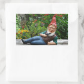 Het relaxen van Gnoom met het Santa Pet Rechthoekige Sticker (Tas)