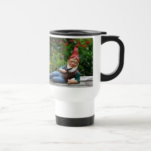 Het relaxen van Gnoom met het Santa Pet Reisbeker (Rechts)