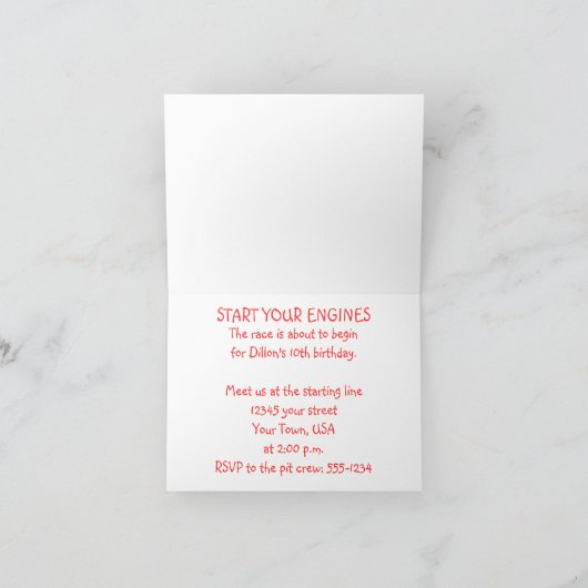 Het rennen de Uitnodigingen van de Verjaardag (Binnen)