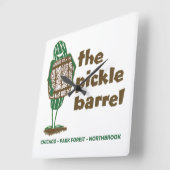 Het restaurant Pickle Barrel van Illinois Vierkante Klok (Hoek)