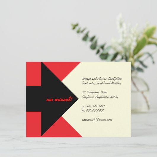 Het richten van Pijl Bewegende Aankondiging en Uit (Staand voorkant)