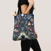 Het rijk van de verbeelding: Fantasy Books Tote Bag (Dichtbij)