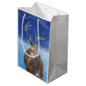 Het rode Deer Cervus elaphus en het winterlandscha Medium Cadeauzakje (Achterkant Gekanteld)
