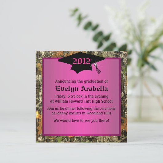 Het roze camo-Afstuderen van meisjes in Kaart (Staand voorkant)