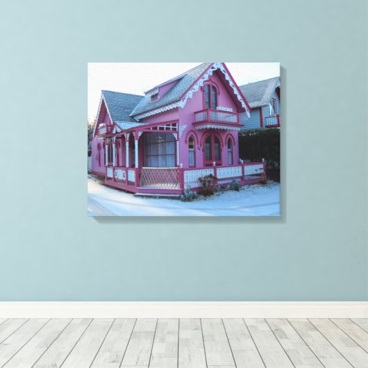 Het Roze Huis in Snow - Martha's wijntuin Canvas Afdruk (Insitu (Houten vloer))