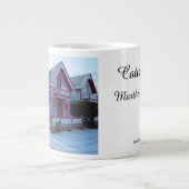 Het Roze Huis in Snow - Martha's wijntuin Grote Koffiekop (Voorkant)