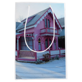 Het Roze Huis in Snow - Martha's wijntuin Medium Cadeauzakje