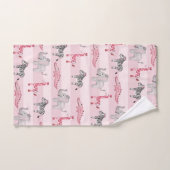 Het roze Safari-dierenpatroon en Kinder naam van G Bad Handdoek (Handdoek)