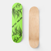 Het runnen van het Skateboard van de Lion - de Tek (Voorkant)