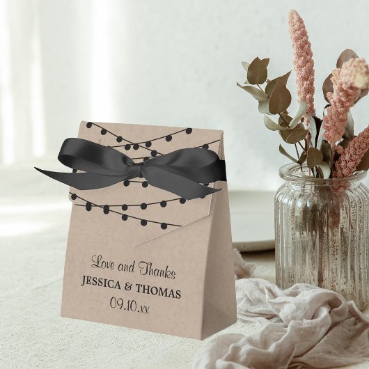 Het Rustic Kraft String Lights Wedding Collectie Bedankdoosjes