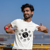 Het saldo: Ba Gua, acht trigrammen yin yang TCM T-shirt