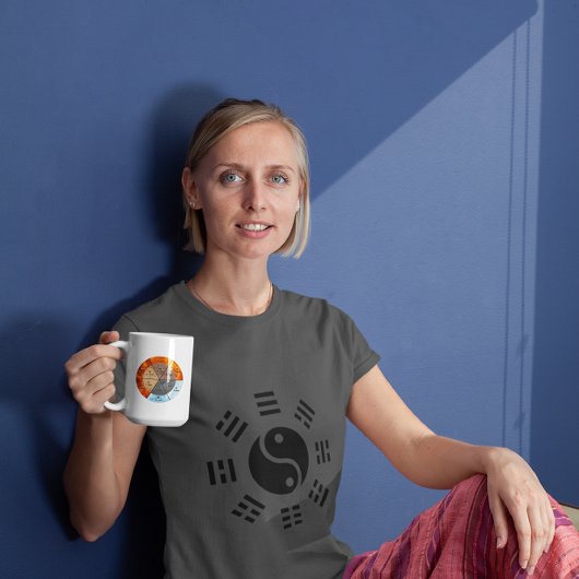 Het saldo: Ba Gua, acht trigrammen yin yang TCM T-shirt