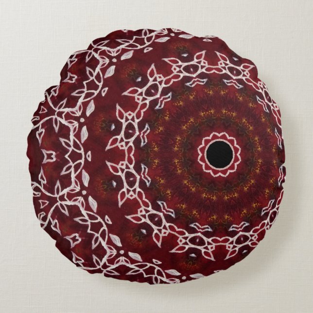 Het scharlakenrode labyrint rond kussen (Voorkant)
