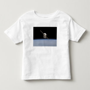 Het Soyuz TMA-11-ruimtevaartuig boven de aarde Kinder Shirts
