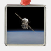 Het Soyuz TMA-11-ruimtevaartuig boven het aardoppe Metalen Ornament (Voorkant)