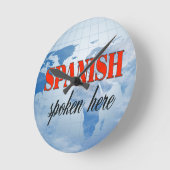 Het Spaans gesproken hier bewolkte aarde Ronde Klok (Hoek)