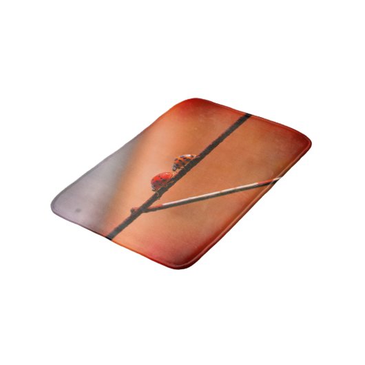 Het spel Ladybugs volgt de Leider dicht Badmat (Gekanteld)