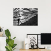 Het spelen in het Surf, de fijne Foto van de Kunst Poster (Thuiskantoor)