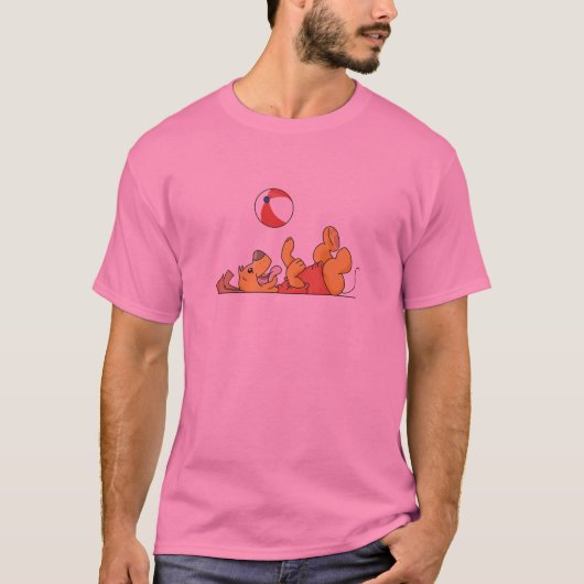 Het Spelen van de hond met de T-shirts en de (Voorkant)
