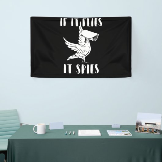 Het spioneert samenzweringstheoretische vogels zij spandoek (Beurs)