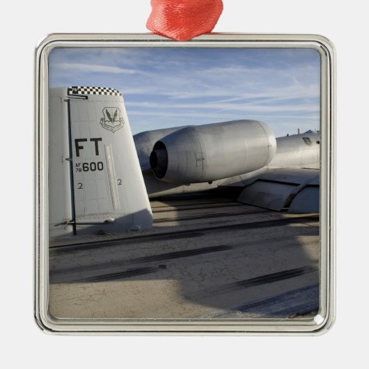 Het staartgedeelte van een A-10 Thunderbolt II Metalen Ornament (Voorkant)