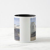 Het staartgedeelte van een A-10 Thunderbolt II Mok (Midden)