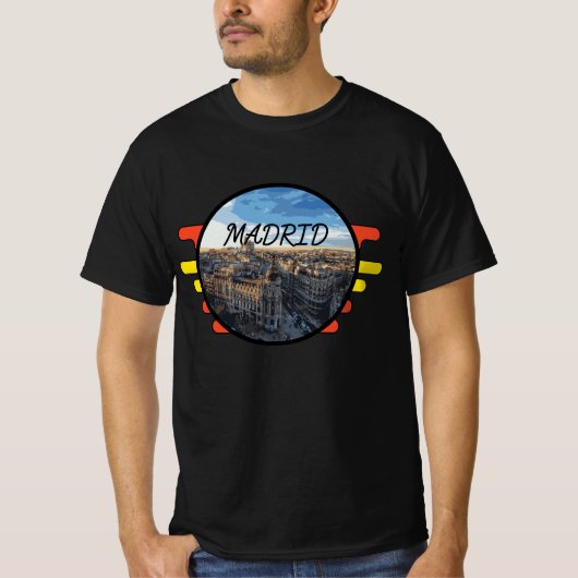 Het stadsbeeld van Madrid in Spanje T-shirt (Voorkant)
