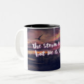 Het storm is sterk, maar hij is sterker - mok (Voorkant links)