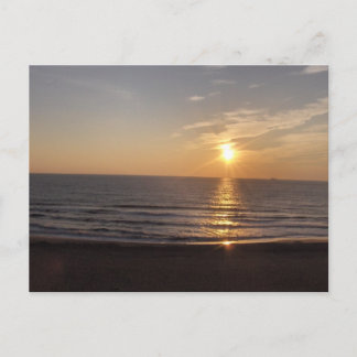 Het strand op zonsondergang briefkaart