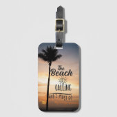 Het strand roept bagagelabel (Voorkant (verticaal))