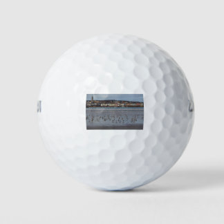 Het strand van Douarnenez Golfballen