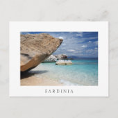 Het strand van Sardinige met groot rotsen wit Briefkaart (Voorkant)