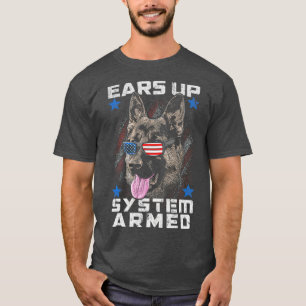 Het systeem van het Ears omhoog gewapend T-shirt