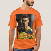 Het T-shirt heeft een oranje kleur. (Voorkant)
