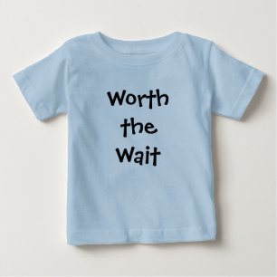 Het T-shirt met wachtende Baby/Toddler waard