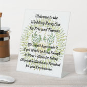 Het Teken van de bruiloft die gasten om een Masker Reclamebord Met Voetstuk (Insitu)