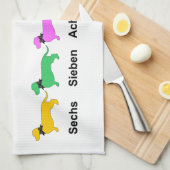 Het tellen van de Duitse Dachshunds keukenhanddoek (Quarter Fold)