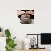 Het toepassen van skincare gezichtsmasker met zout poster (Thuiskantoor)