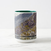 Het tonen van Zijn Strepen Tweekleurige Koffiemok (Center)