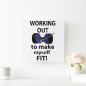 Het uitwerken van workout gewichten werken uit vierkante klok (Huis)