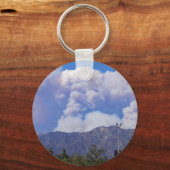 Het Uitzicht van de heuvels en de rook Clouds_ Sleutelhanger (Voorkant)