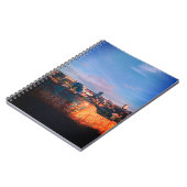 Het uitzicht van de stad, vanaf de muur notitieboek (Linkerzijde)