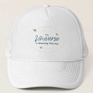 Het Universum Draagt Deze Hoed (& Jij Ook)! Trucker Pet